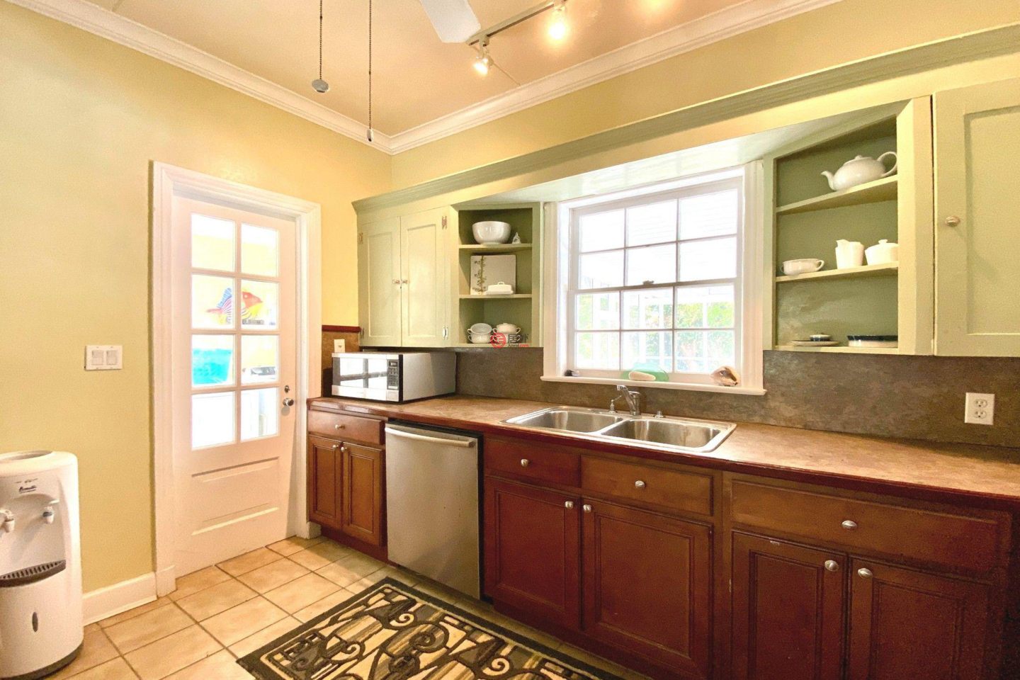 巴哈马Rock Sound的独栋别墅，Thatch Tree House Oleander Drive，编号78396361