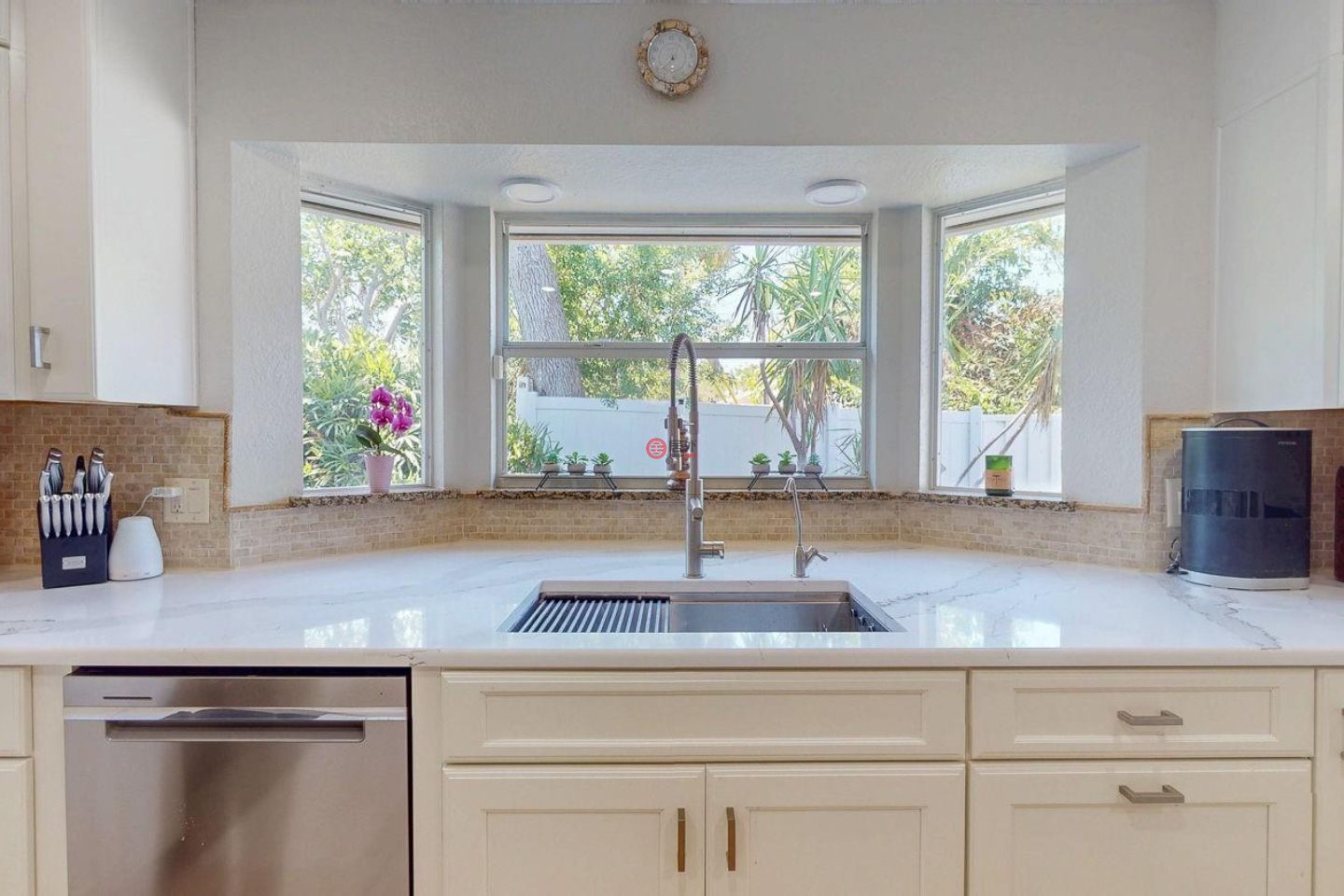 美国佛罗里达州拉戈的独栋别墅，411 HARBOR VIEW，编号75530157