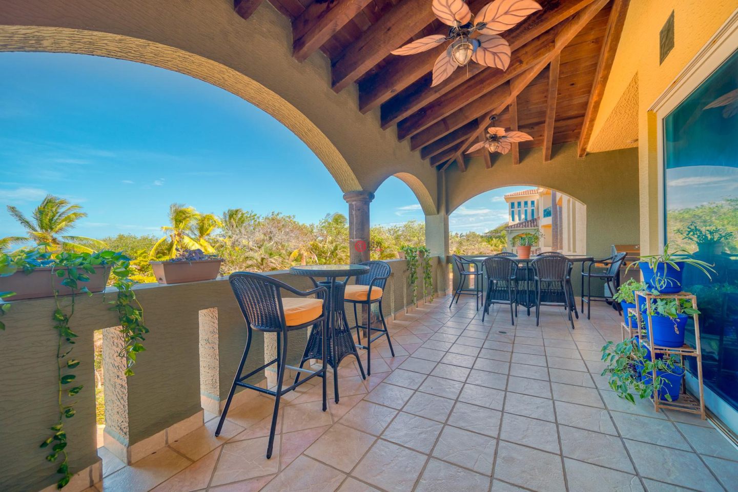 洪都拉斯海湾群岛Roatán的公寓，Marina Front 3B/2B Condo 2C in Parrot Tree，编号78100780