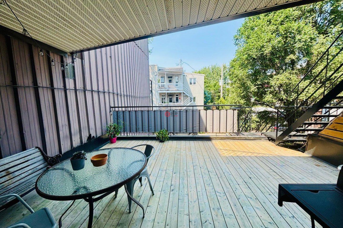 加拿大魁北克蒙特利尔的公寓,2215 Av. du Mont-Royal E.,编号78525387