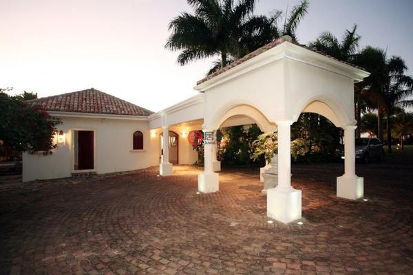 圣马丁岛Collectivité de Saint-Martin的独栋别墅，编号32453044