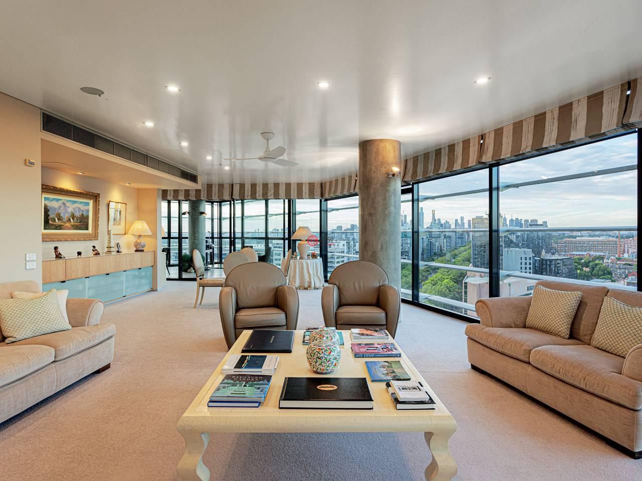 澳大利亚维多利亚州墨尔本的公寓，16A/635-643 St Kilda Road，编号77067417