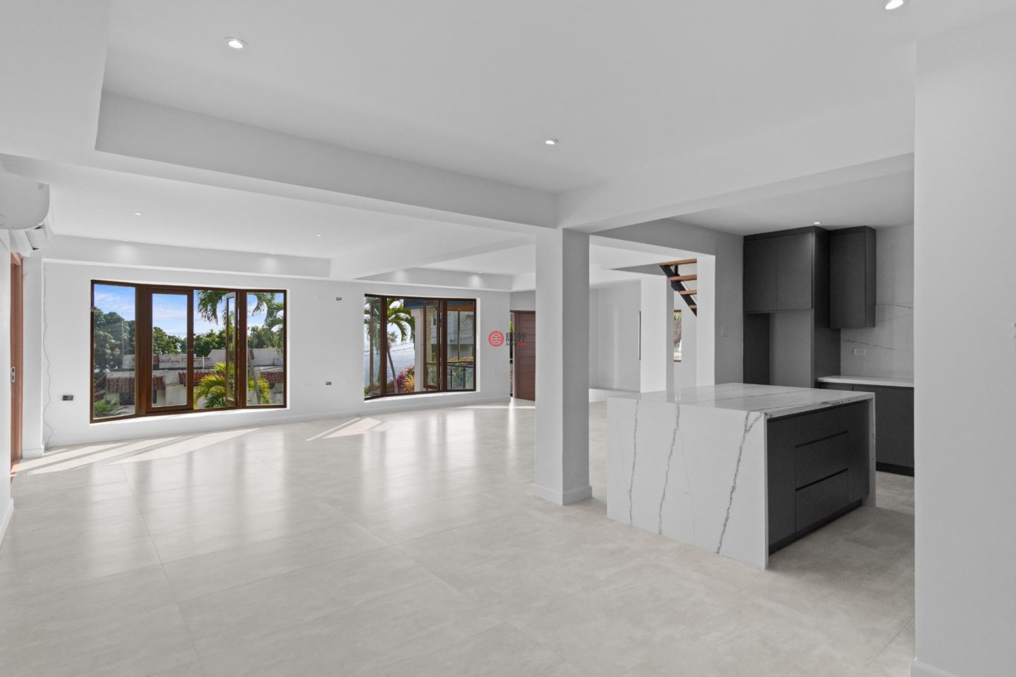 牙买加圣安得烈京斯敦的独栋别墅，6 Tavistock Heights，编号77809058