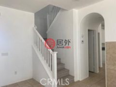 美国加州维克托维尔的公寓，14285 Honeyhill Street，编号70432704