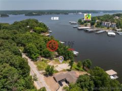 美国密苏里州Lake Ozark的农业用地，1010 Linn Creek Drive，编号77951279
