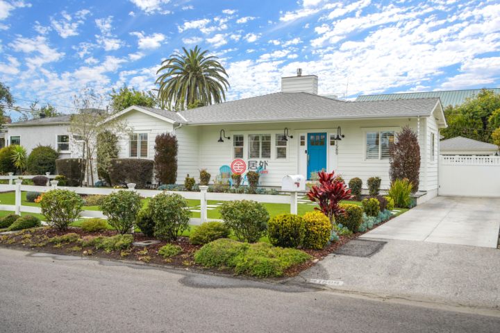 美国valley village4卧2卫的公寓