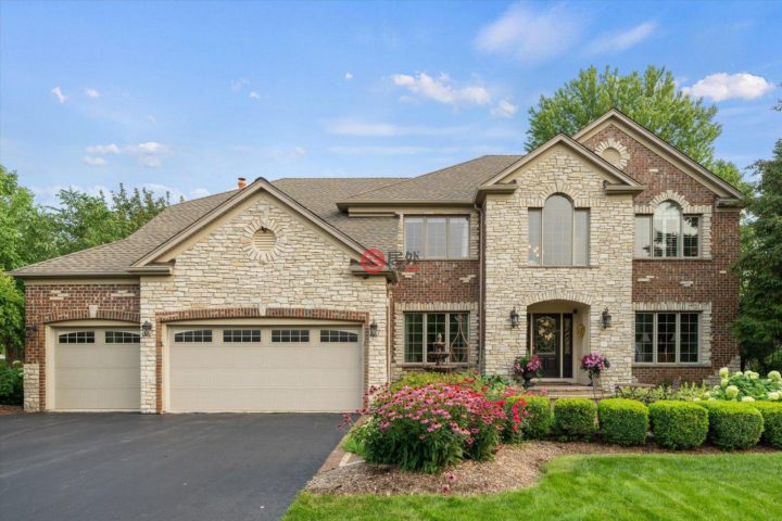 美国圣查尔斯4卧4卫的独栋别墅